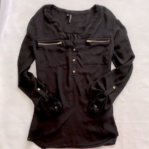 Dressy black shirt with gold detail